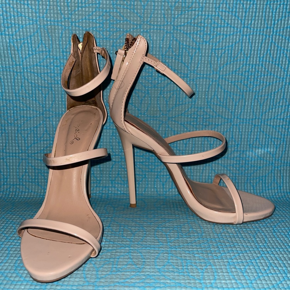 Qupid Strappy Heels size 5.5